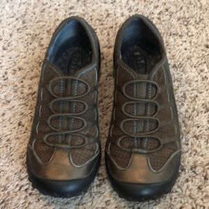Clark’s Privo Brown Slip-On Shoes